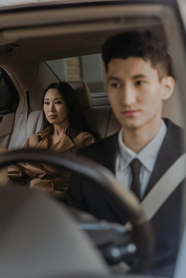 Le transport avec chauffeur privé VTC à Saint-Étienne : une solution de mobilité haut de gamme